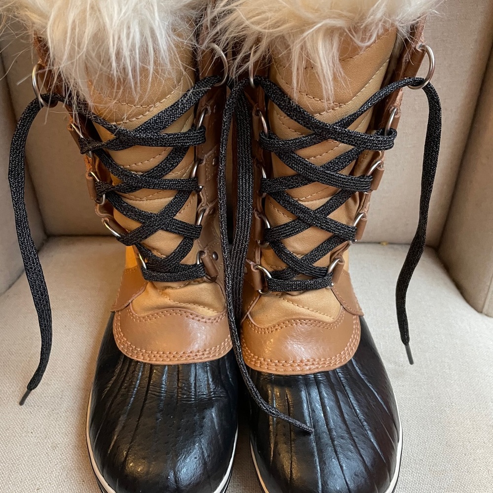 Sorel Girls Boots